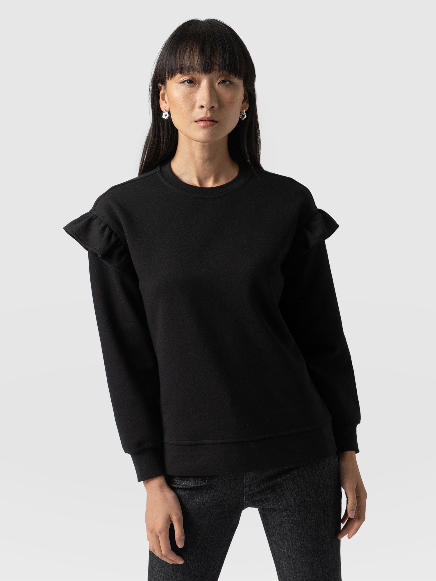 Bea Frill Sweater Black - Women's Sweaters | Saint + Sofia® EU